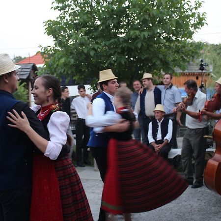 Csipkeszeg Bed & Breakfast Sic / Szek Romania Bagian luar foto